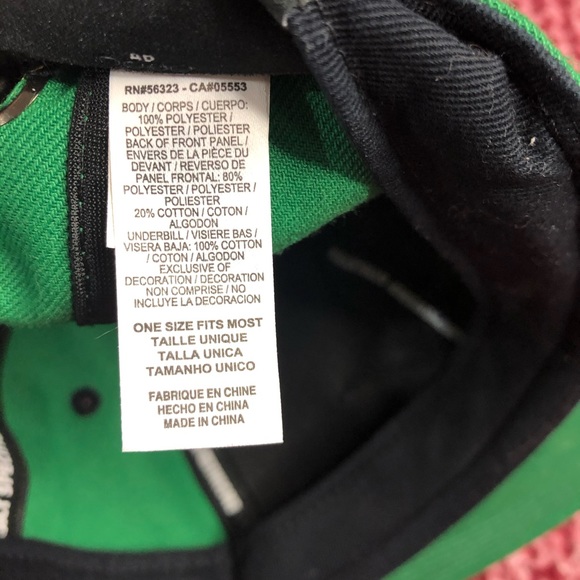 Men’s Nike Oregon Ducks Pull Strap Hat - Picture 8 of 9